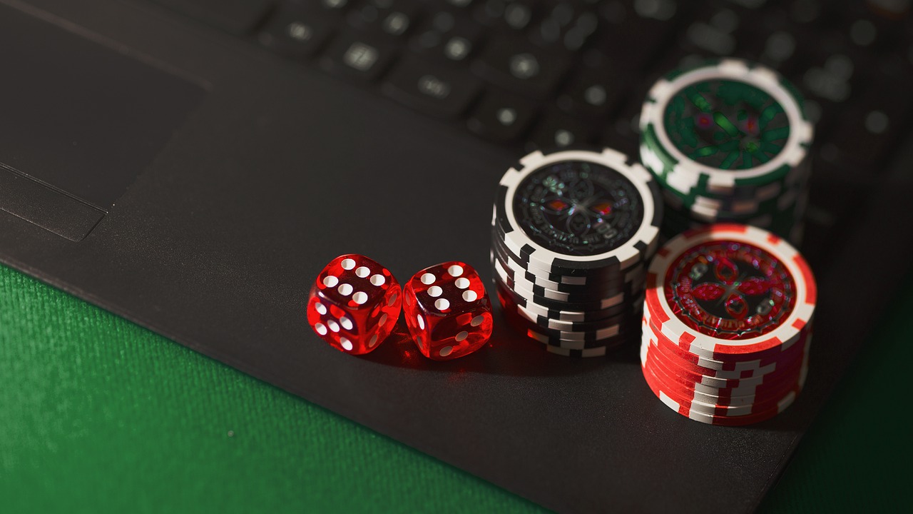 An Online Gambling Overview post thumbnail image